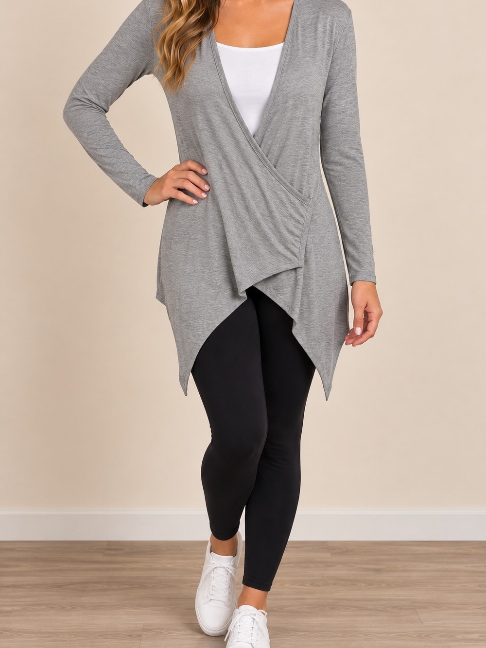 NWT Joh Apparel Gray Draped Wrap Front Asymmetrical Tunic Top Long Sleeve M
Desc